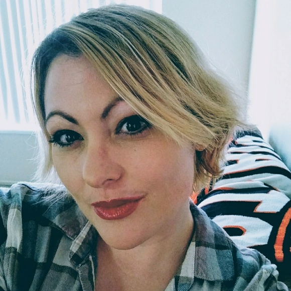 Meet your Posher, Lacy - Picture 1 of 1